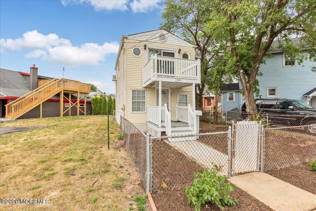 109 Poole Avenue - Photo 3