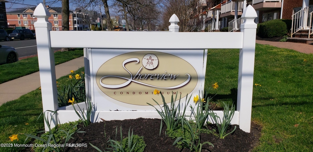 311 4th Avenue - Photo 8