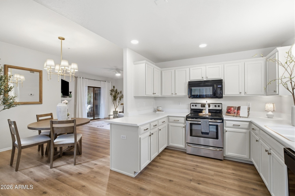 15050 N Thompson Peak Parkway - Photo 10