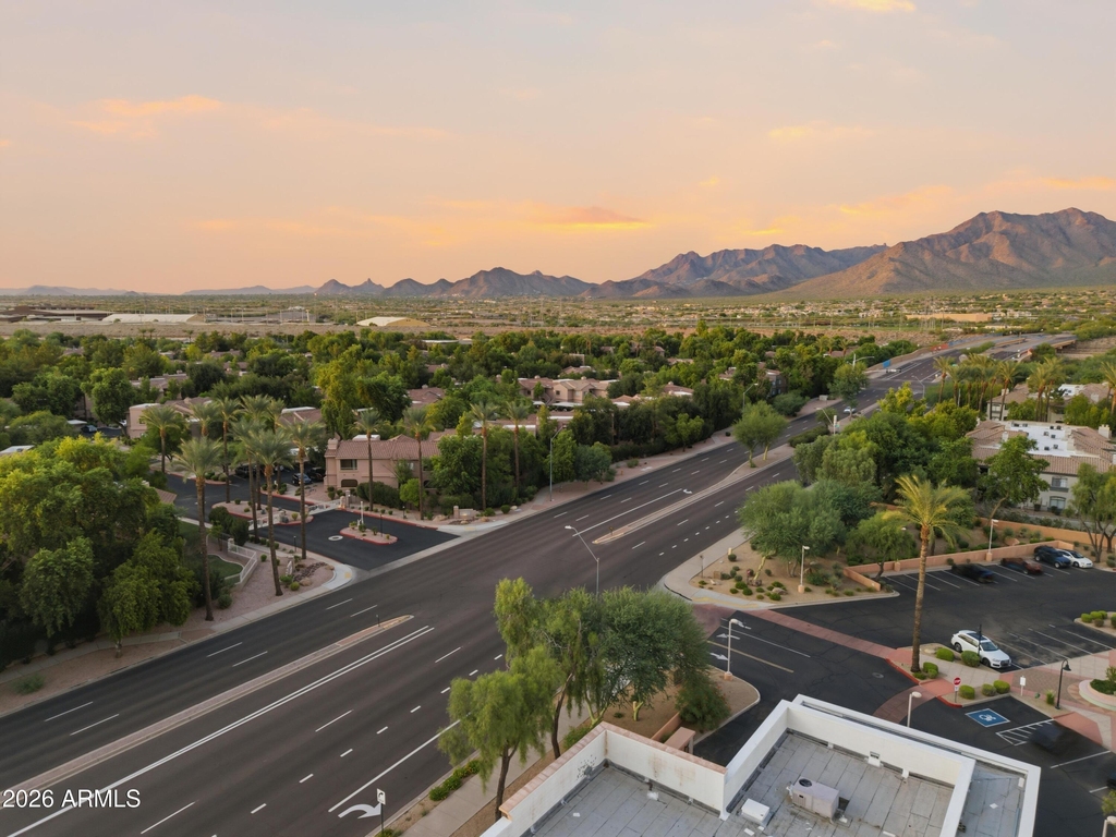 15050 N Thompson Peak Parkway - Photo 18