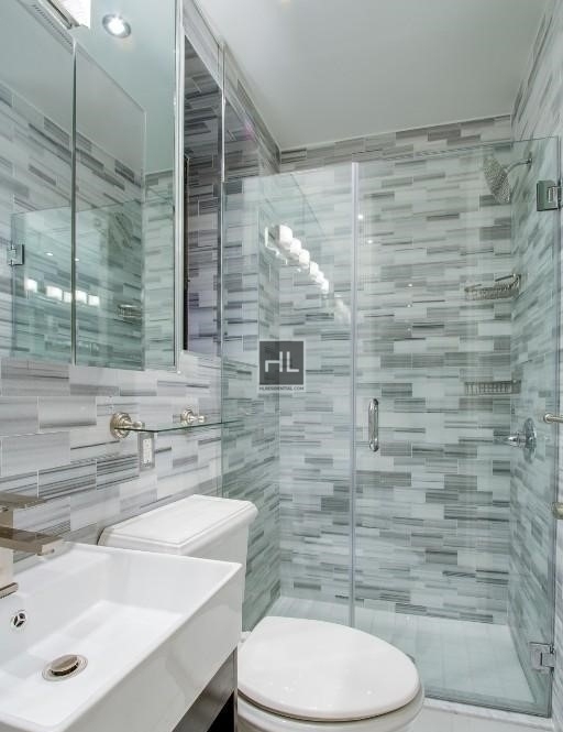 West 108th Street - Photo 8