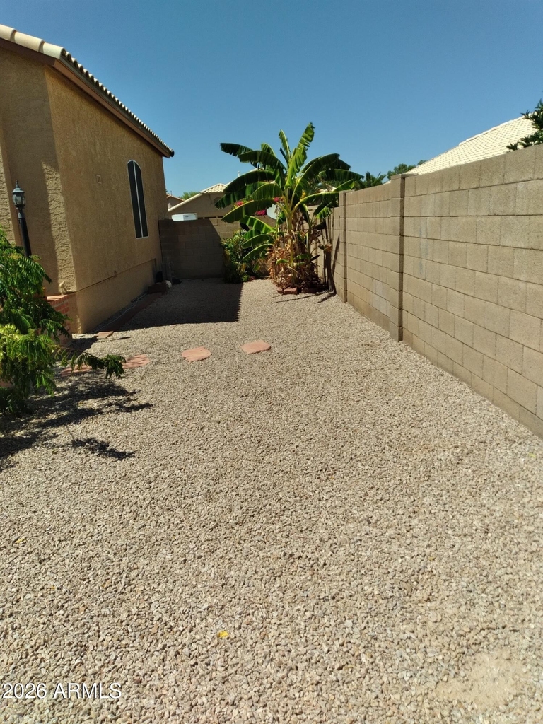 1167 W Lisa Lane - Photo 40