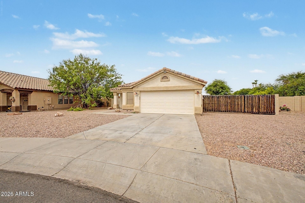 16550 N Naegel Drive - Photo 0
