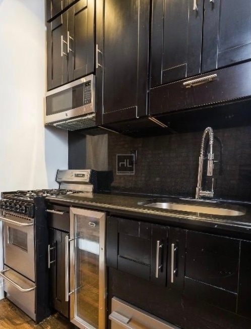 West 103rd Street - Photo 5
