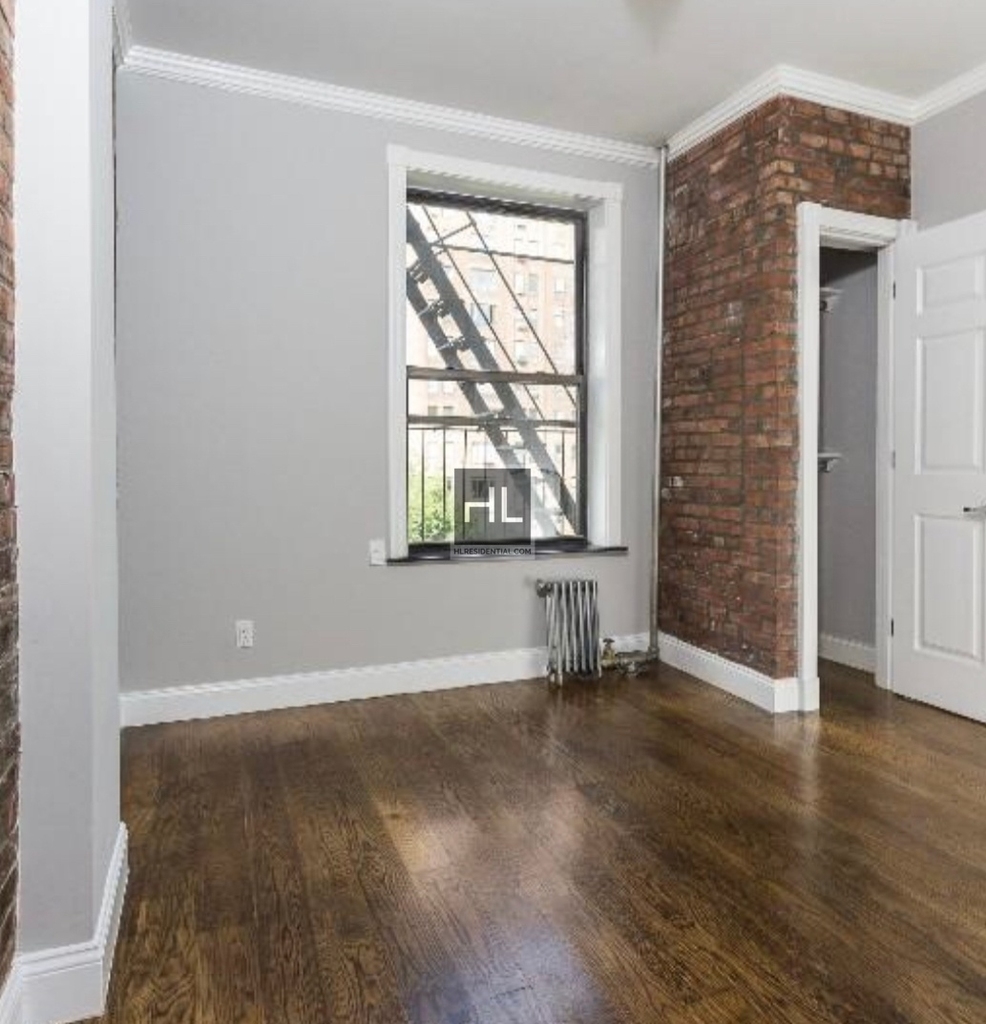 West 103rd Street - Photo 2