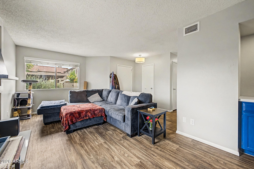 2121 S Pennington Street - Photo 4