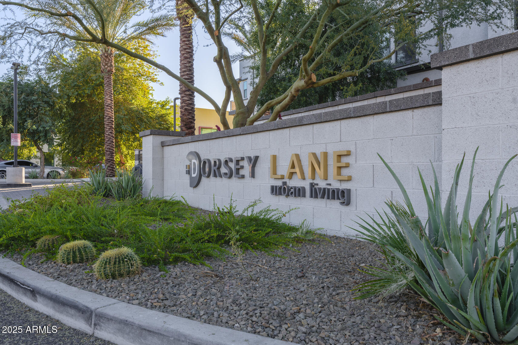 2090 S Dorsey Lane - Photo 12