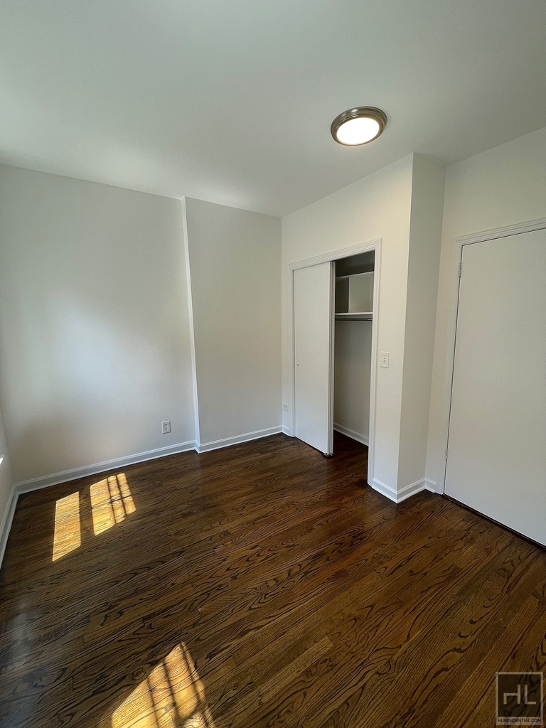 East 89th Street - Photo 2