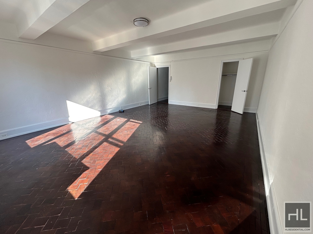 West 73rd Street - Photo 2