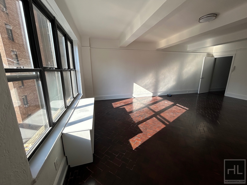 West 73rd Street - Photo 1