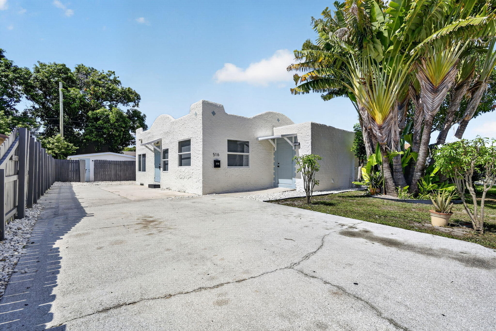 516 Independence Road - Photo 3