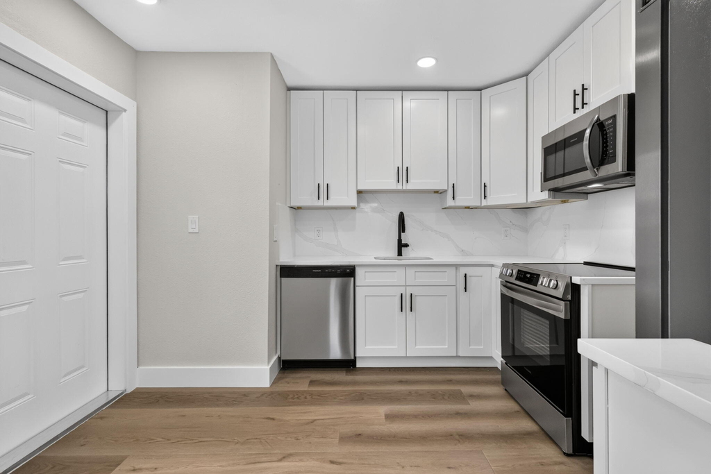 516 Independence Road - Photo 8