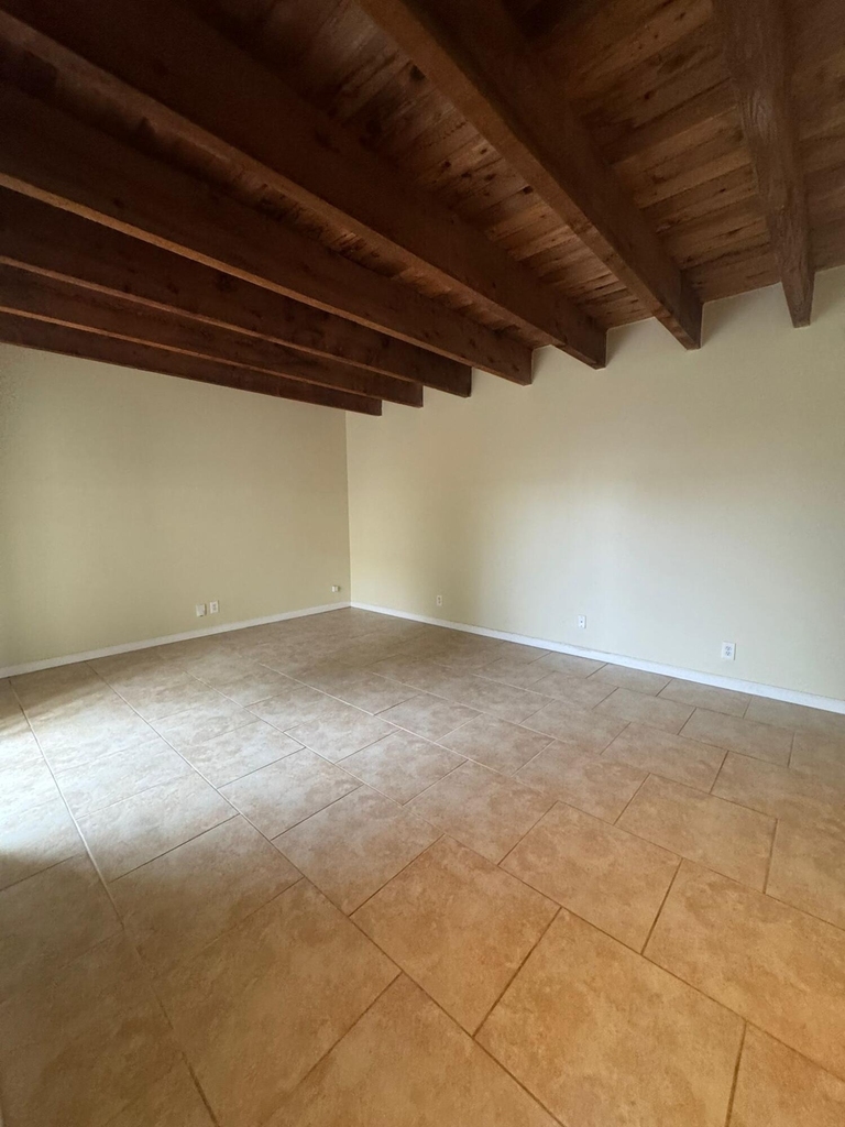 11976 Shakerwood Lane - Photo 4