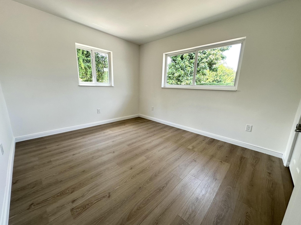 1913 Wyoming Avenue - Photo 16