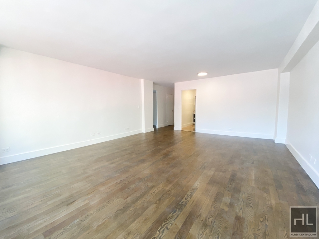 East 63 Street - Photo 1