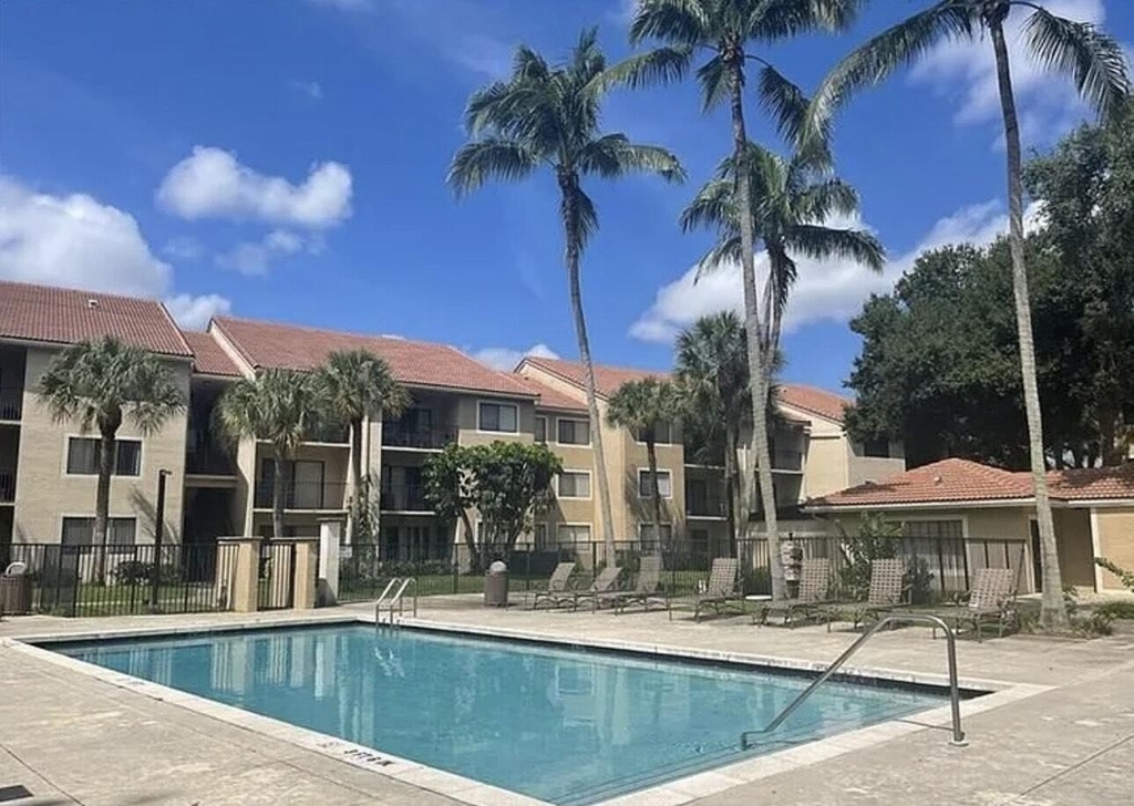 9166 W Atlantic Boulevard - Photo 8