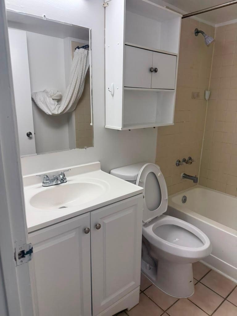 300 Palm Circle W - Photo 2