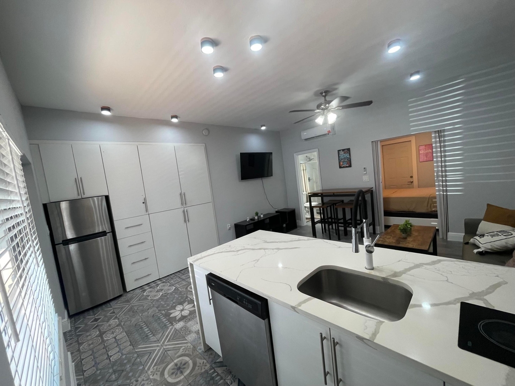 824 Ne 4th Street - Photo 9