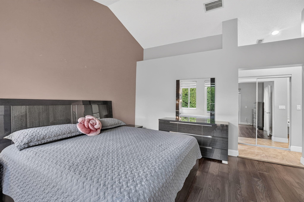17626 Tiffany Trace Drive - Photo 4