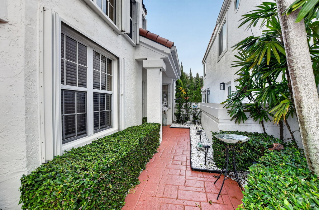 17626 Tiffany Trace Drive - Photo 1