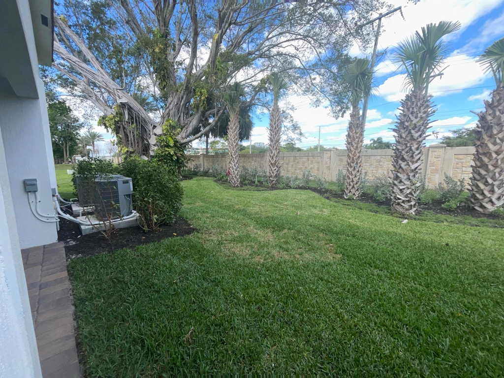 6907 Broadwater Lane - Photo 14
