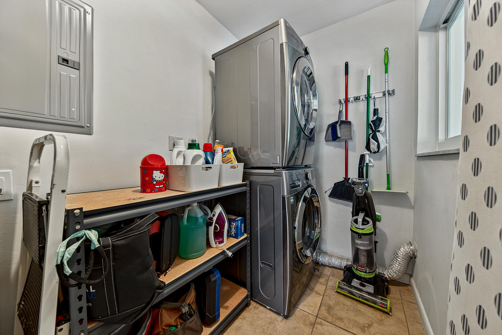 441 Se 1st Avenue - Photo 11