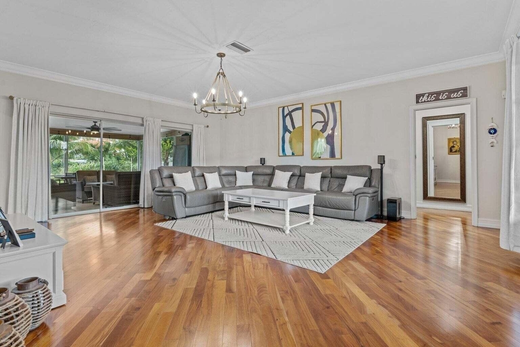 3929 Lowson Boulevard - Photo 1