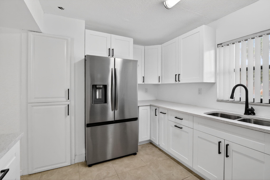 11556 Nw 1st Street - Photo 6
