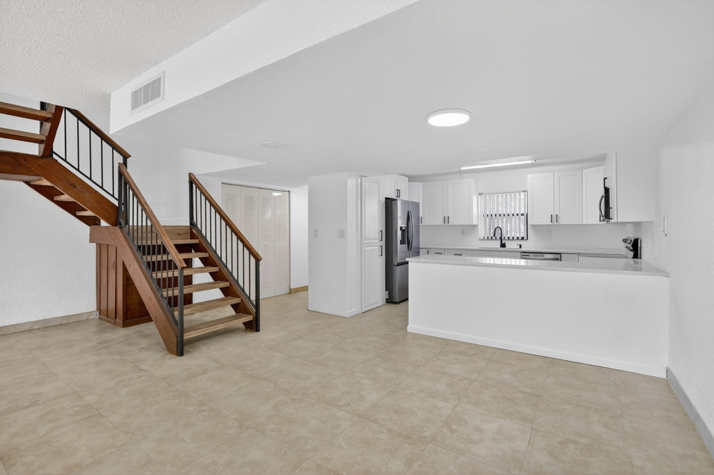 11556 Nw 1st Street - Photo 5