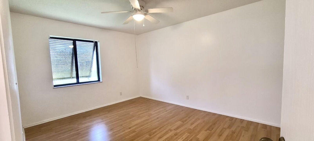 533 Sw Carter Avenue - Photo 4