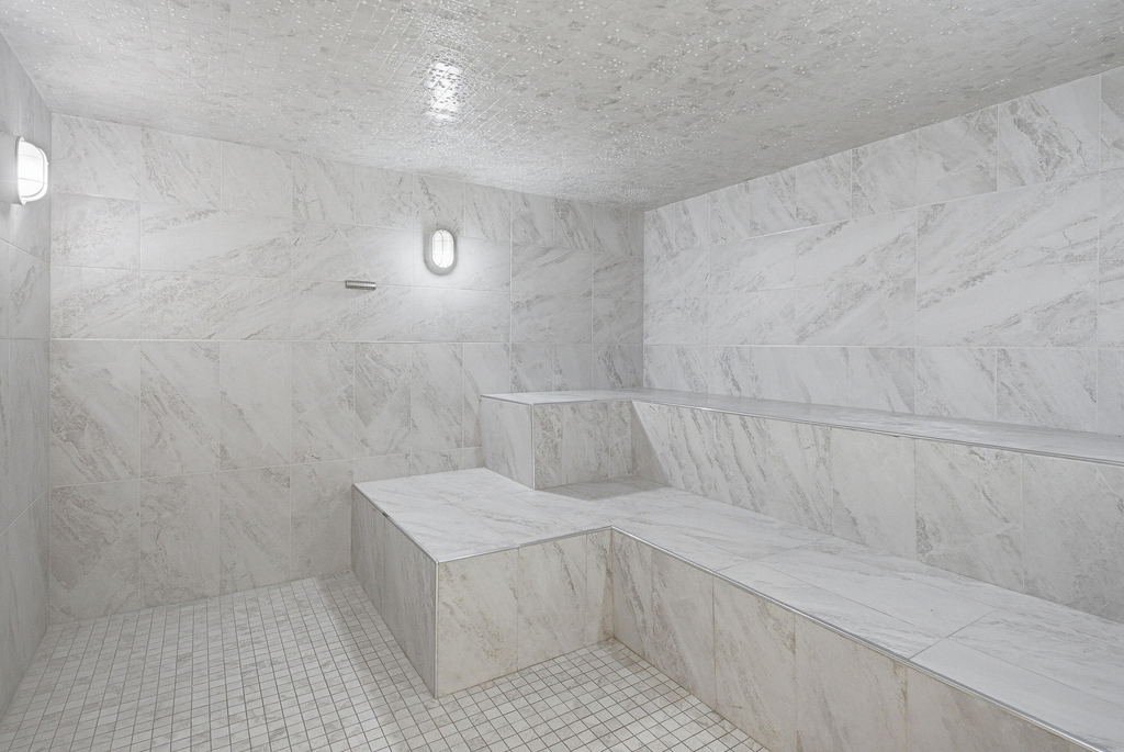 6070 Sunny Manor Court - Photo 49