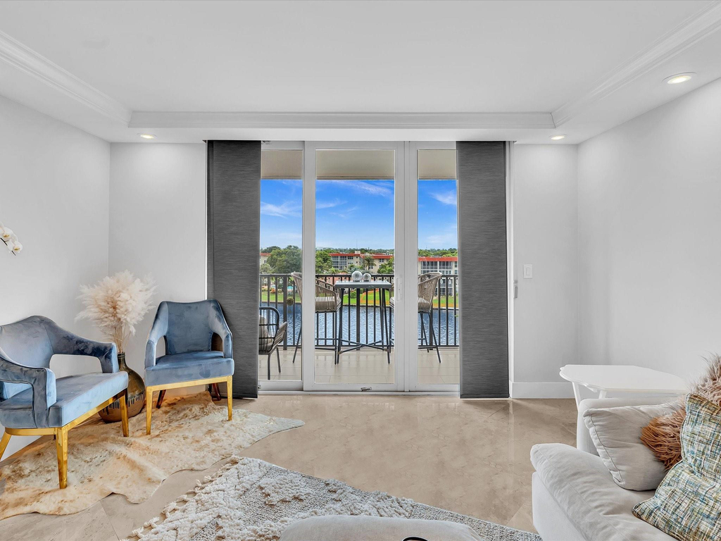 1150 Hillsboro Mile - Photo 17