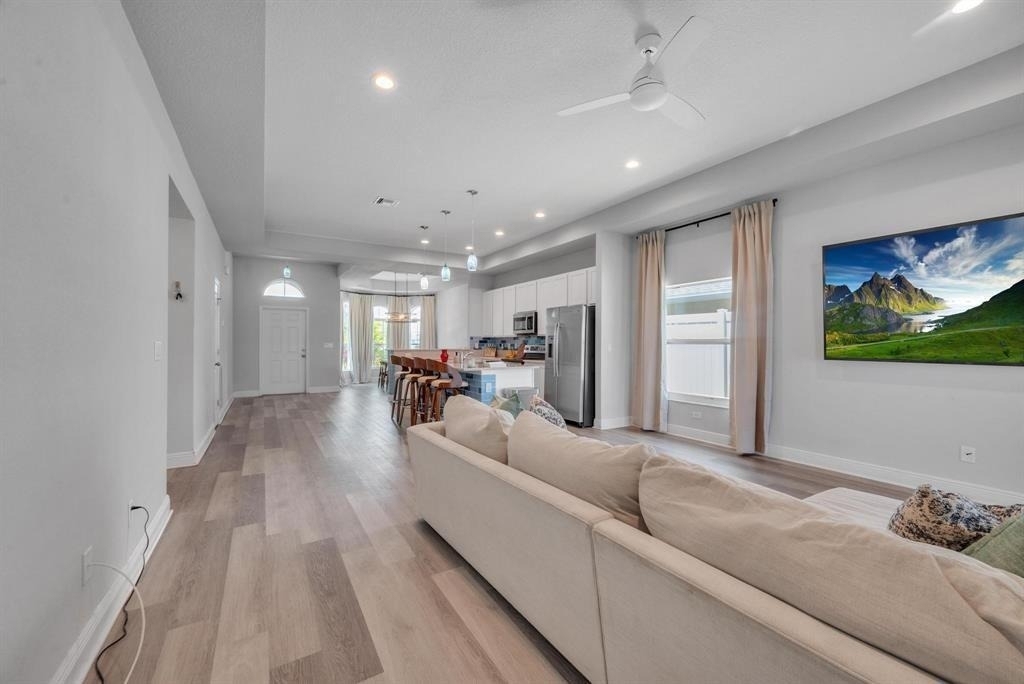 408 Seafoam Circle - Photo 8