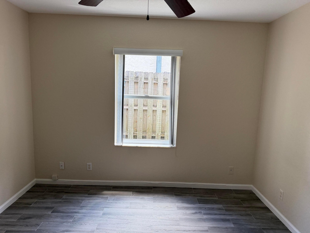 14011 Veronica Court - Photo 18