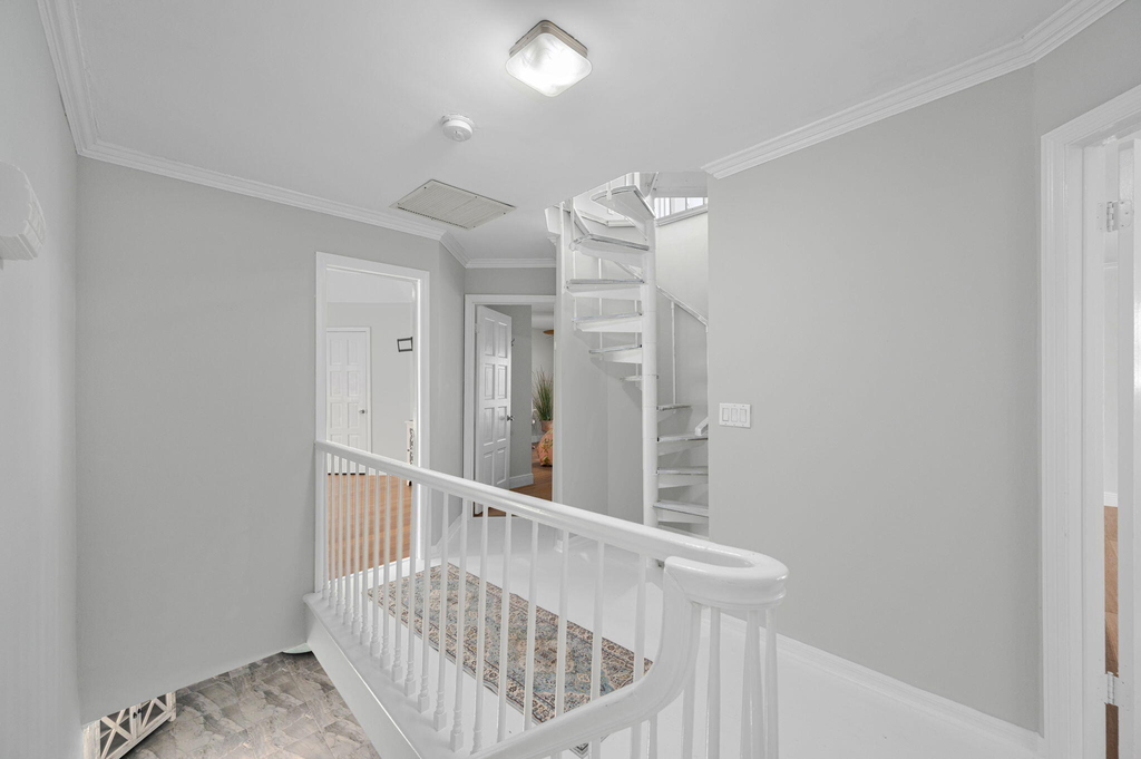 121 Queen Eugenia Court - Photo 25