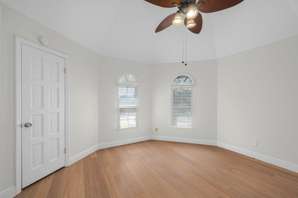 121 Queen Eugenia Court - Photo 26