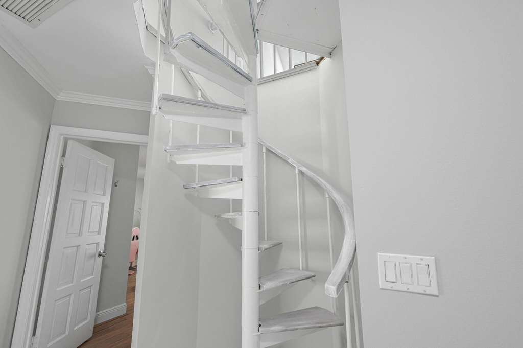 121 Queen Eugenia Court - Photo 28