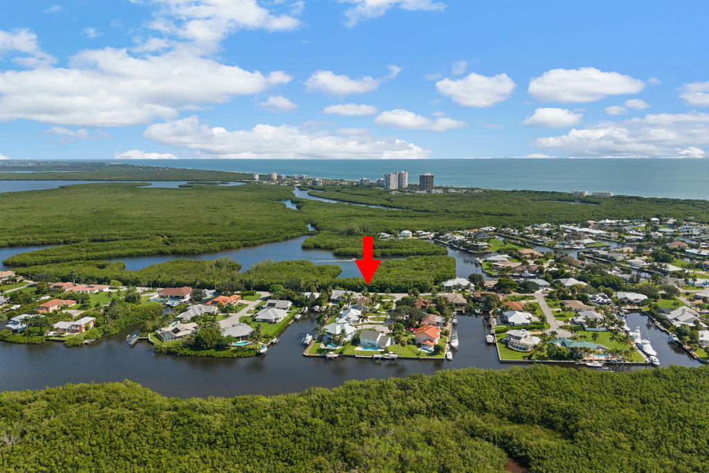 121 Queen Eugenia Court - Photo 47