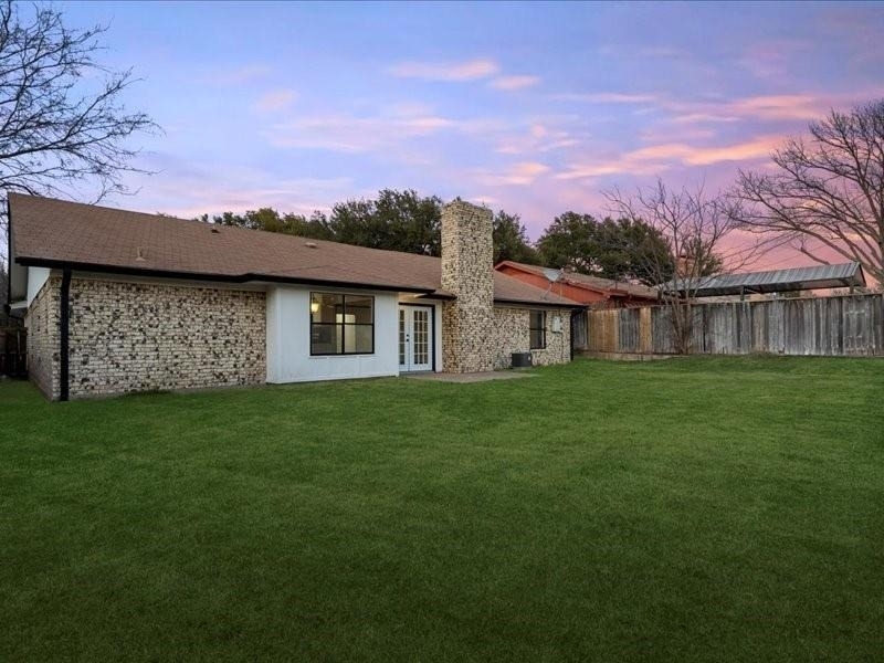 3977 Windhaven Road - Photo 2
