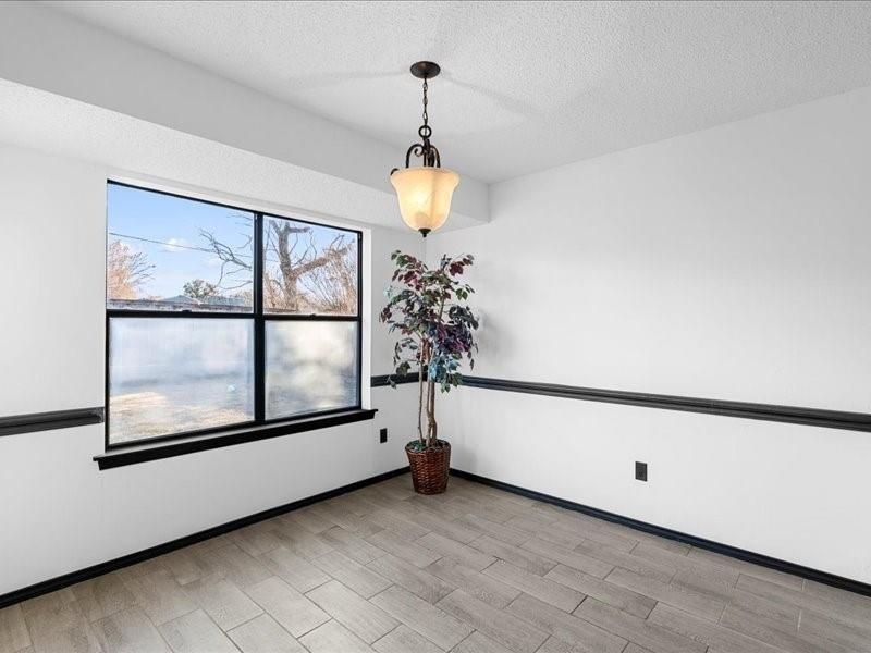 3977 Windhaven Road - Photo 13