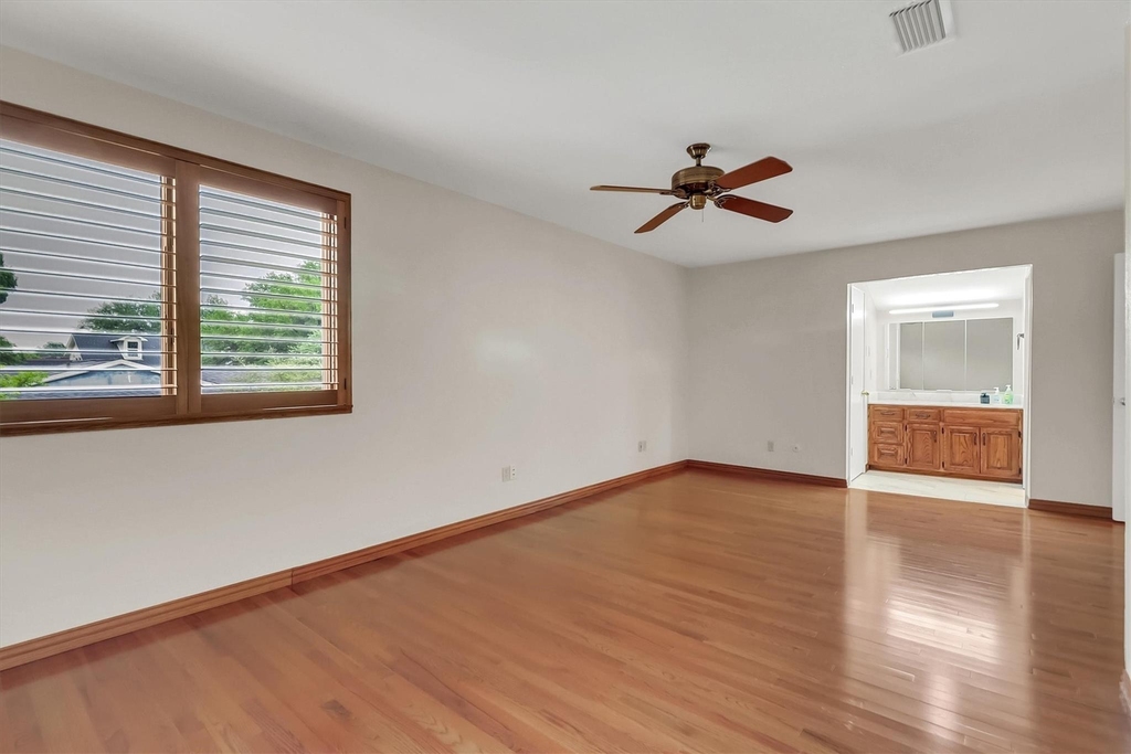 15735 Covewood Circle - Photo 21