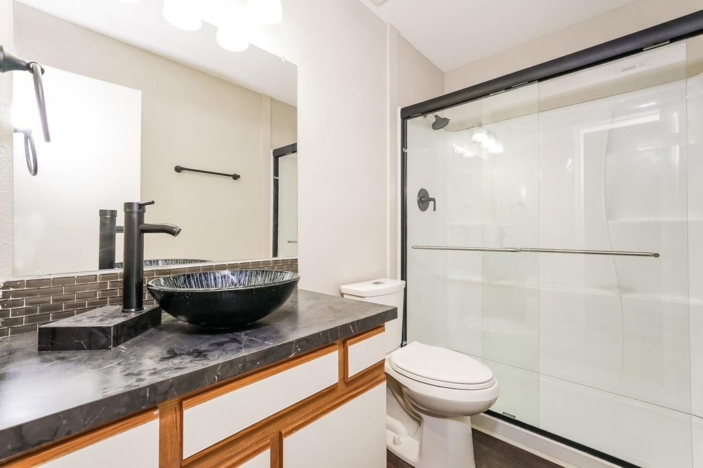 407 Harvard Drive - Photo 5
