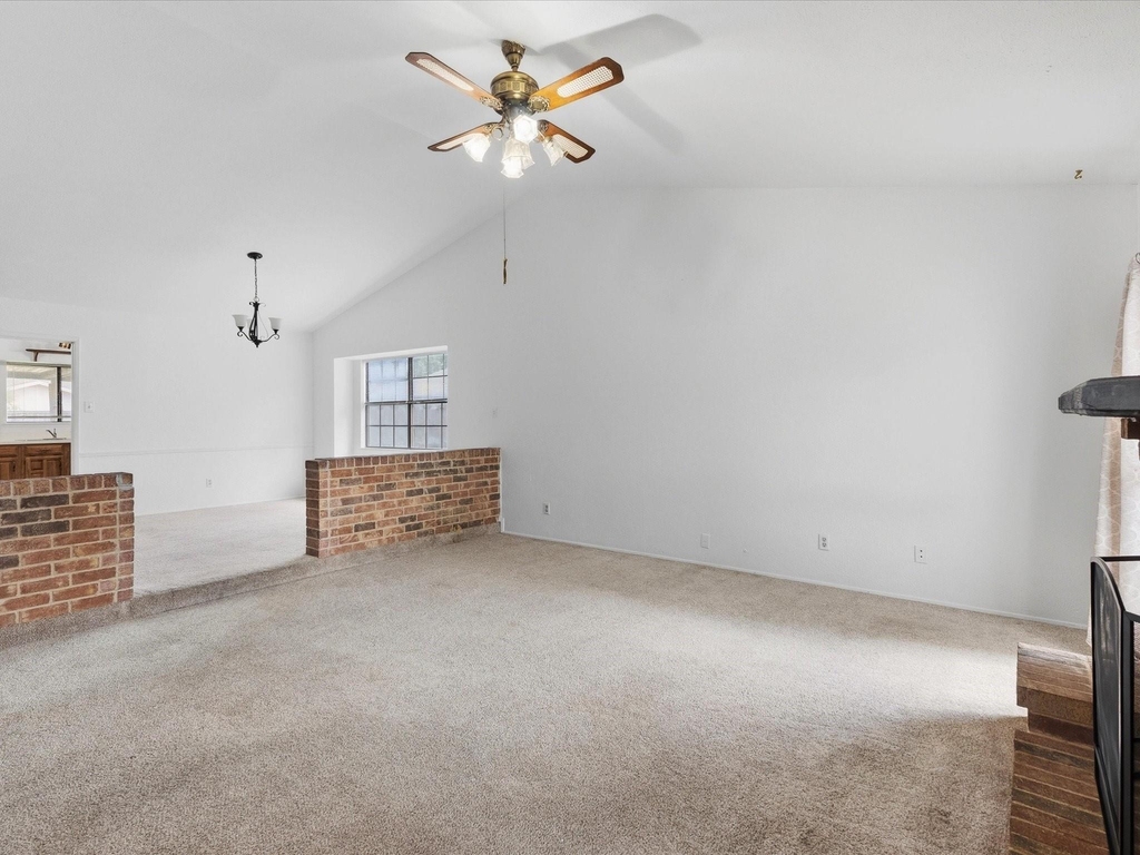 7612 Jerome Drive - Photo 4