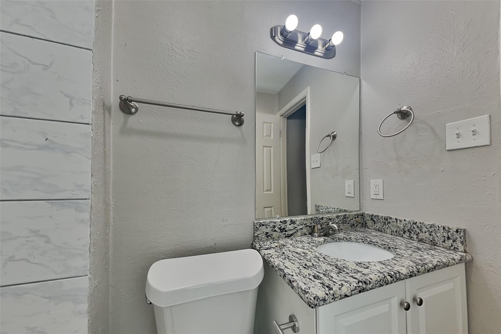 622 W Springdale Lane - Photo 9