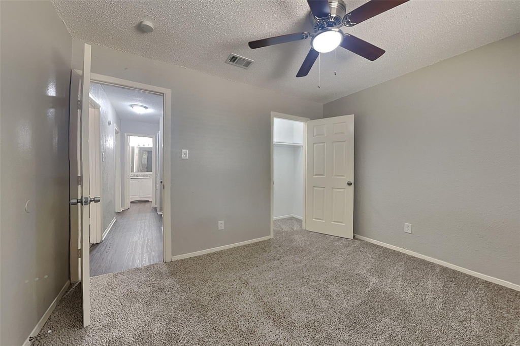 622 W Springdale Lane - Photo 12