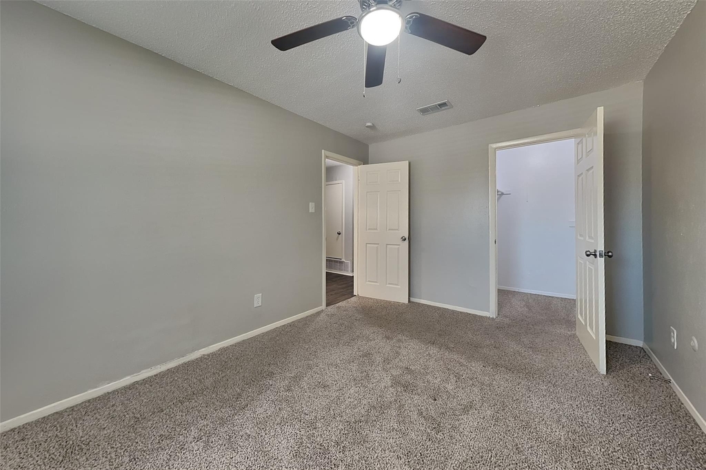 622 W Springdale Lane - Photo 7