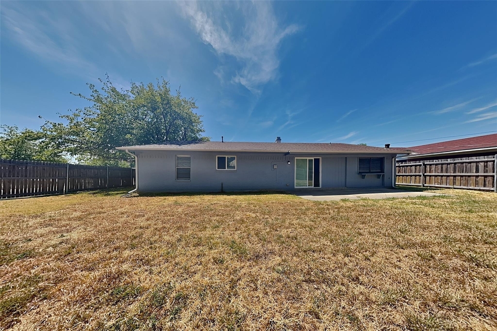 622 W Springdale Lane - Photo 16