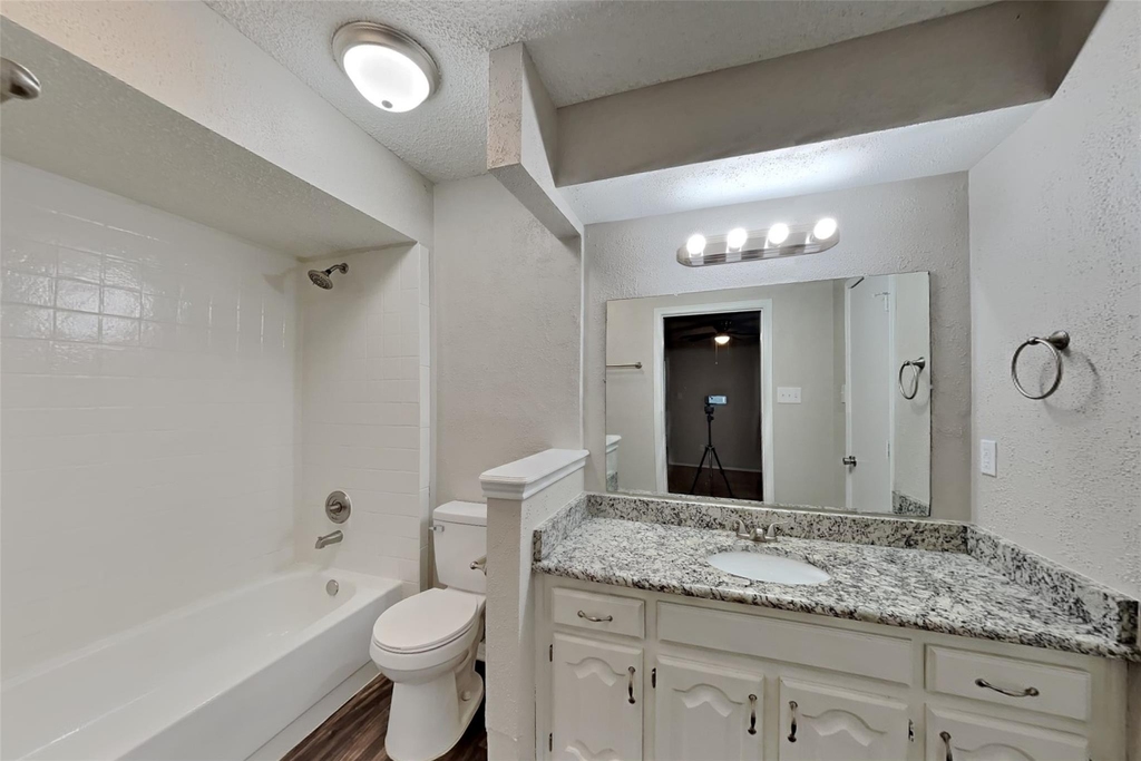 5002 Woodmeadow Drive - Photo 8