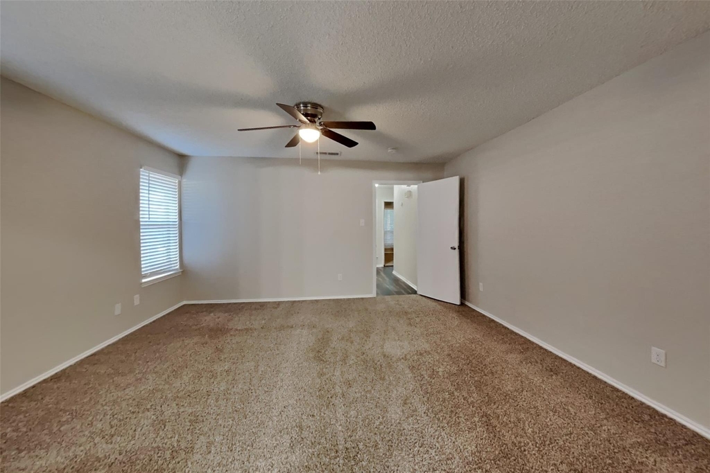 5002 Woodmeadow Drive - Photo 7