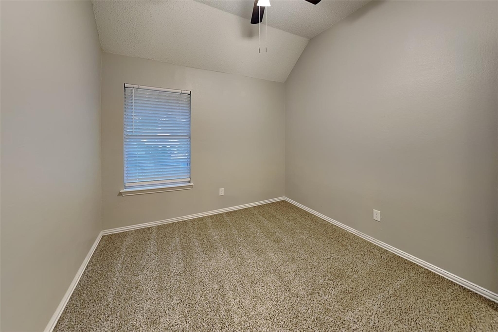 1716 Meyerwood Lane S - Photo 14